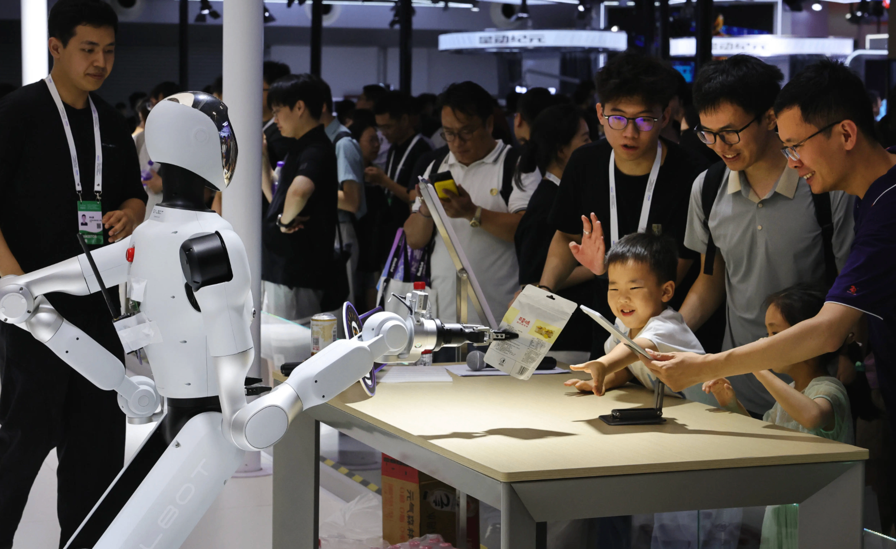 广州发布AI高质量发展实施方案，2030年力争形成万亿级产业生态圈