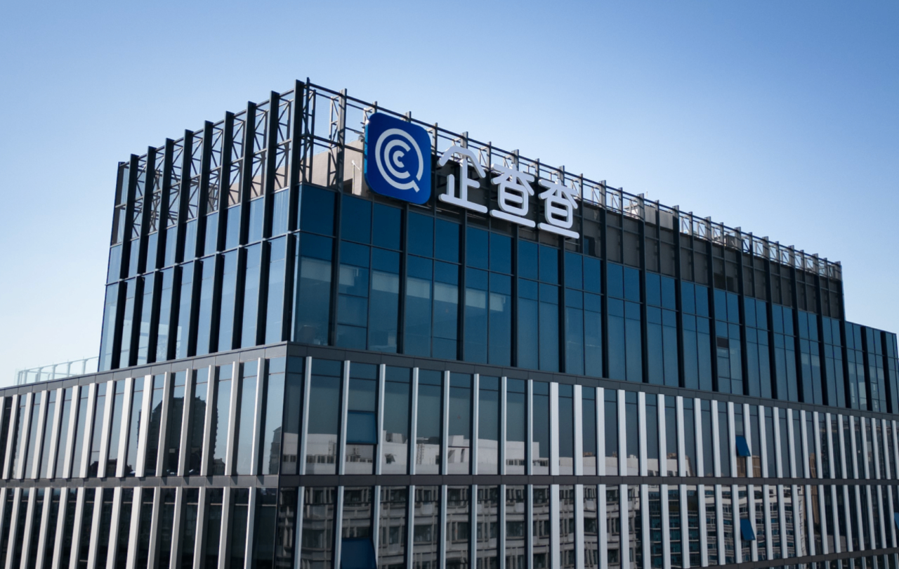 年赚3.7亿却止步IPO:企查查爆赚背后,商业数据赛道的隐秘困局